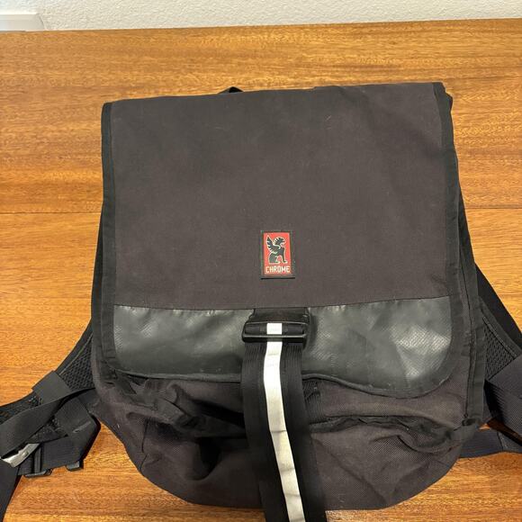 Chrome Bravo Rolltop Backpack Black Reflective Commuter Messenger Bag USA Made - Picture 1 of 13